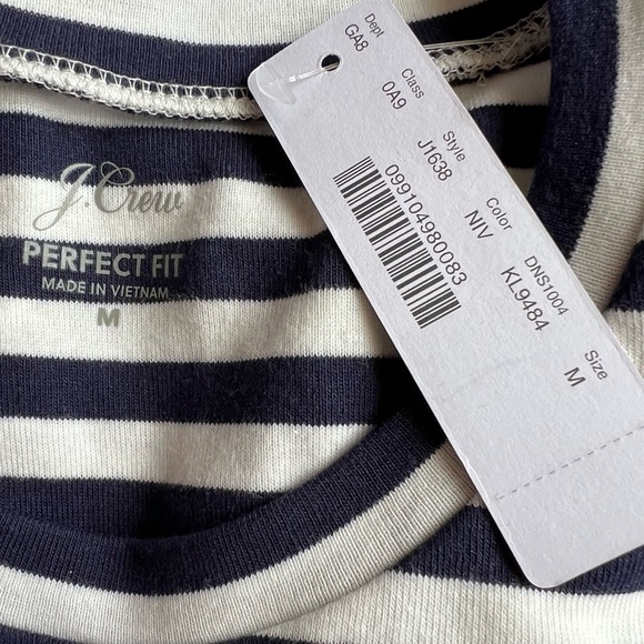 NWT J. Crew Perfect Fit Long Sleeve Crewneck T-Shirt, Navy/Off-White Stripes, M - Picture 2 of 2